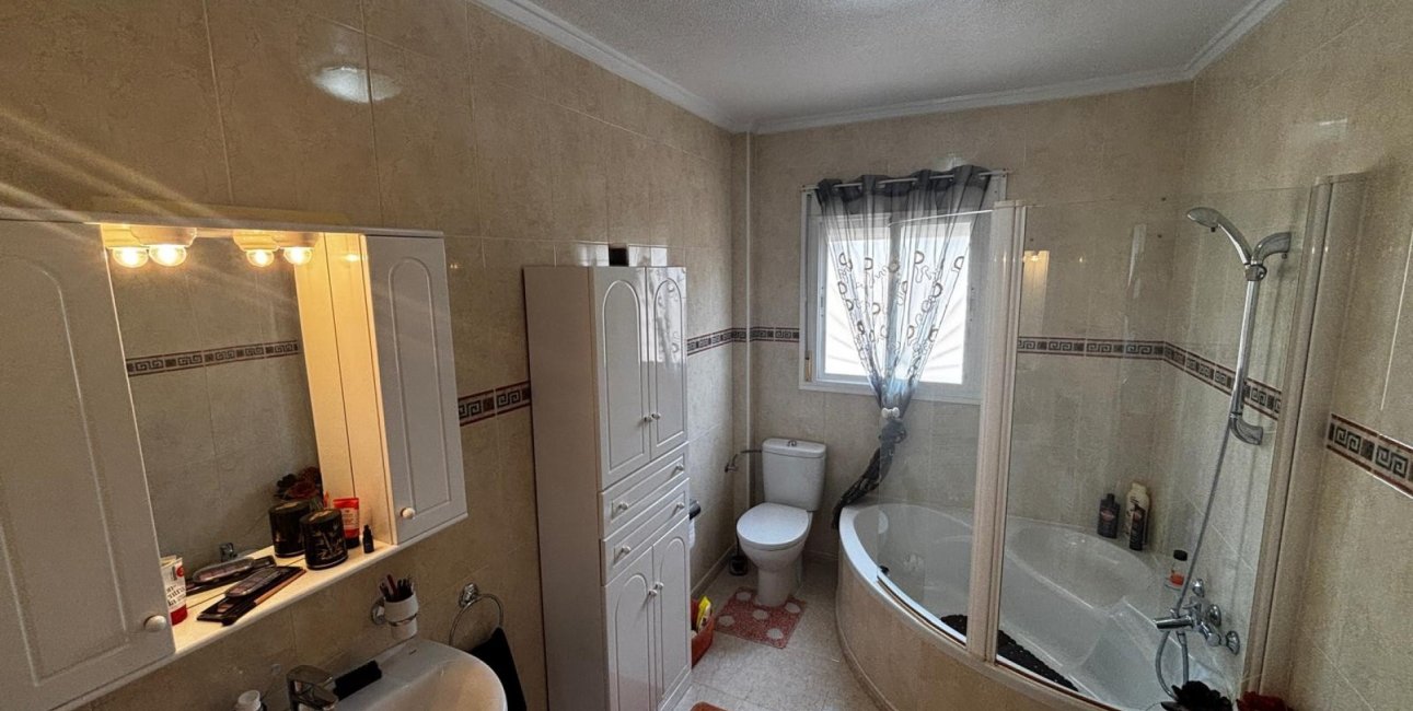 Resale - Townhouse -
Ciudad Quesada - Doña Pepa