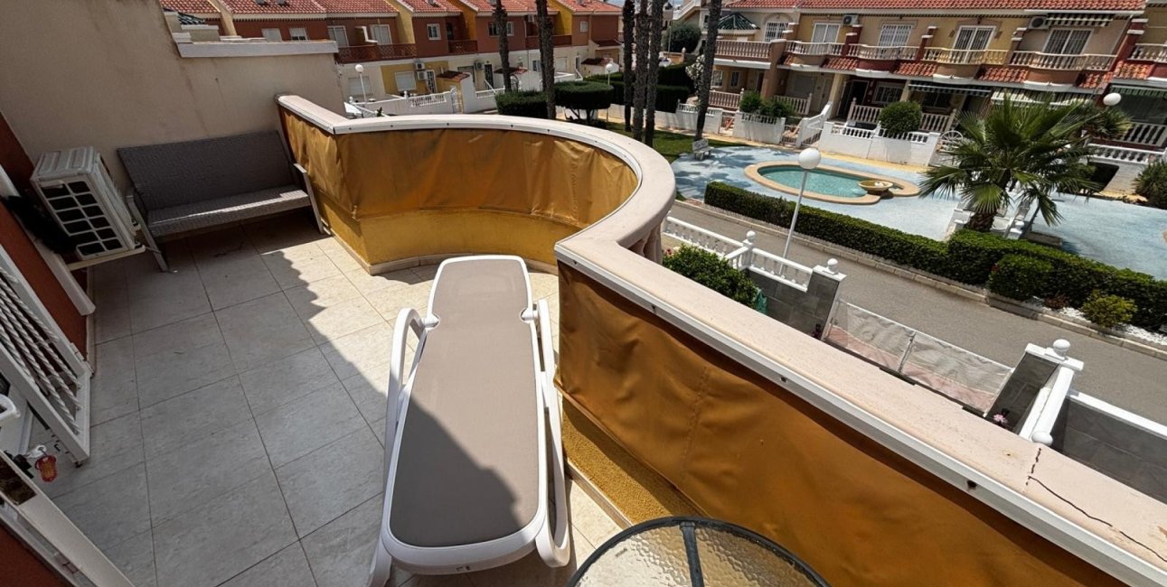 Resale - Townhouse -
Ciudad Quesada - Doña Pepa