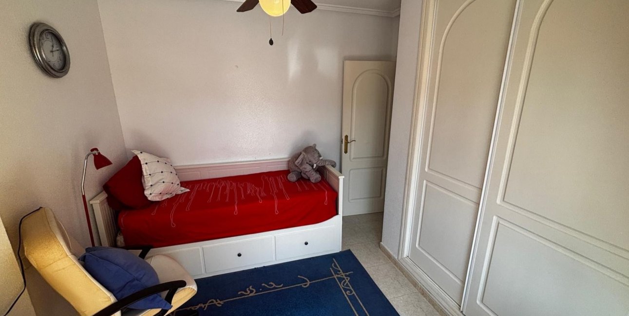 Resale - Townhouse -
Ciudad Quesada - Doña Pepa