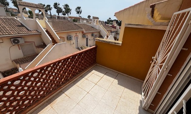 Resale - Townhouse -
Ciudad Quesada - Doña Pepa