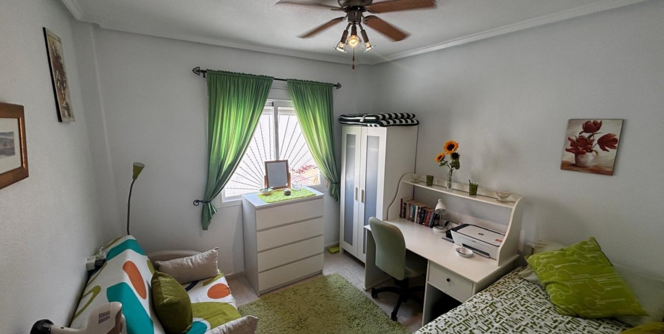 Resale - Townhouse -
Ciudad Quesada - Doña Pepa