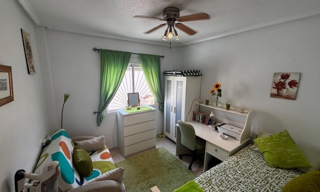 Resale - Townhouse -
Ciudad Quesada - Doña Pepa
