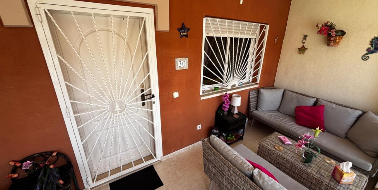 Resale - Townhouse -
Ciudad Quesada - Doña Pepa