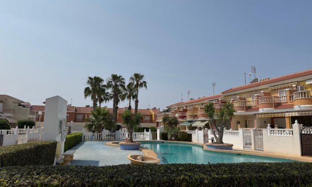 Resale - Townhouse -
Ciudad Quesada - Doña Pepa