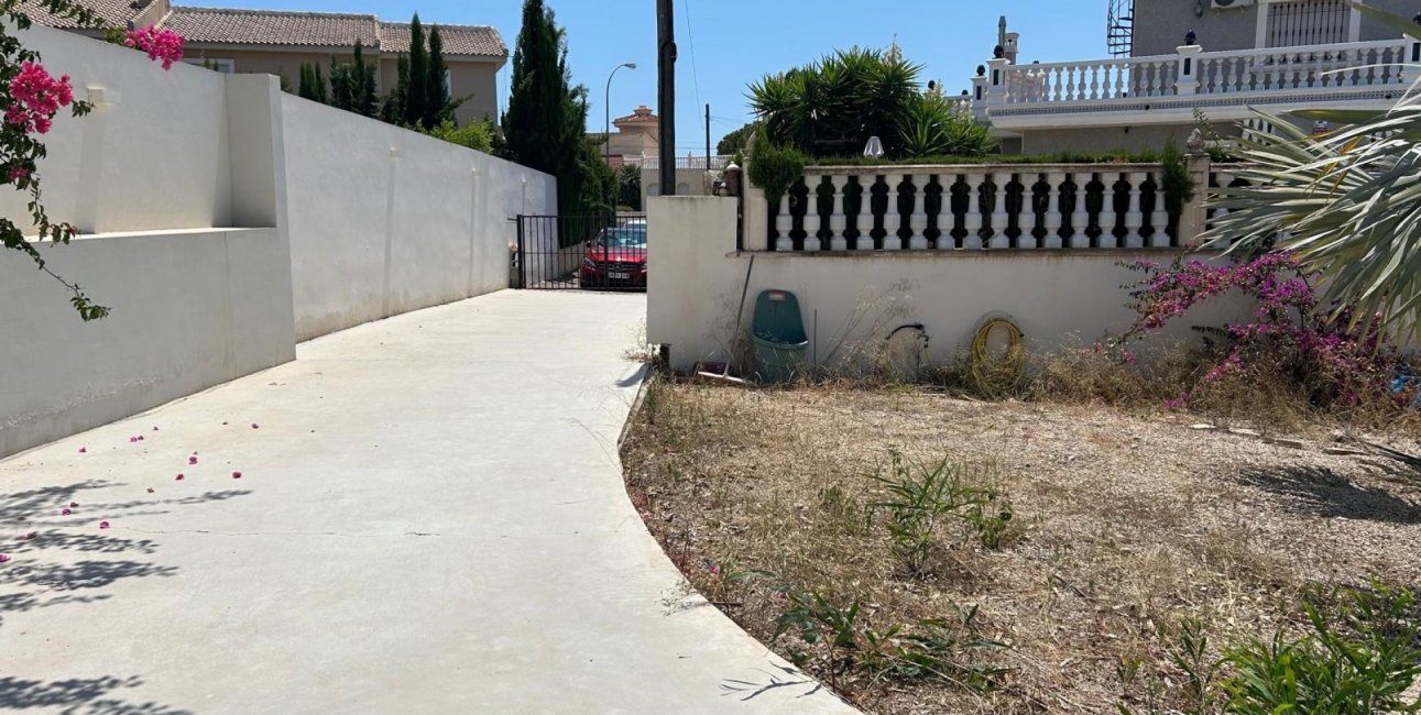 Resale - Villa -
Ciudad Quesada - Ciudad Quesada - Town