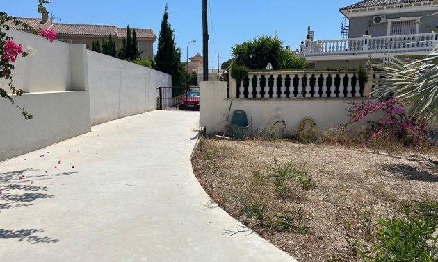 Resale - Villa -
Ciudad Quesada - Ciudad Quesada - Town