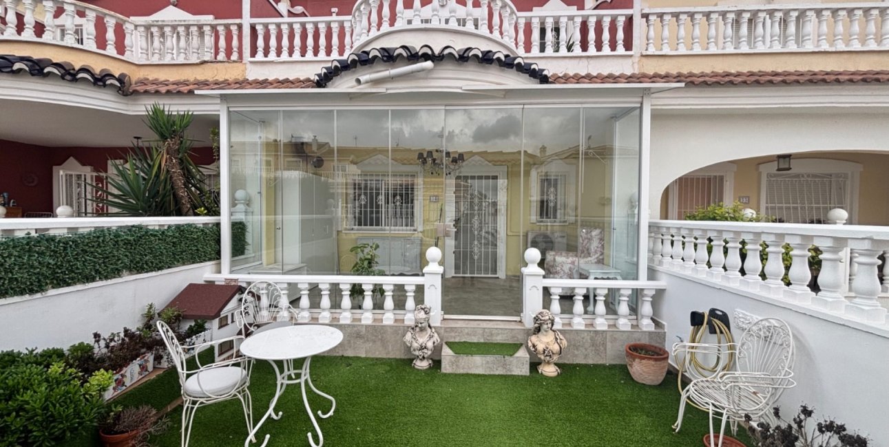 Resale - Townhouse -
Benijofar - Monte Azul