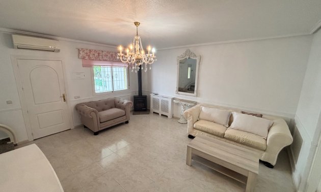 Resale - Townhouse -
Benijofar - Monte Azul