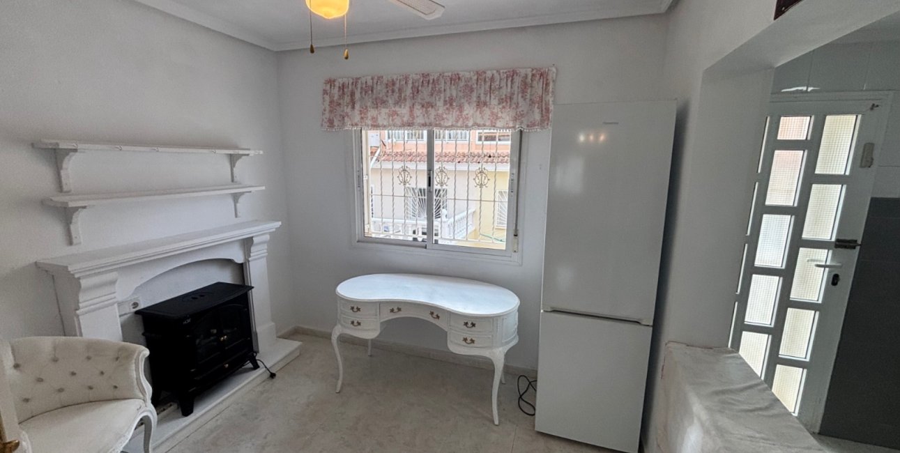 Resale - Townhouse -
Benijofar - Monte Azul