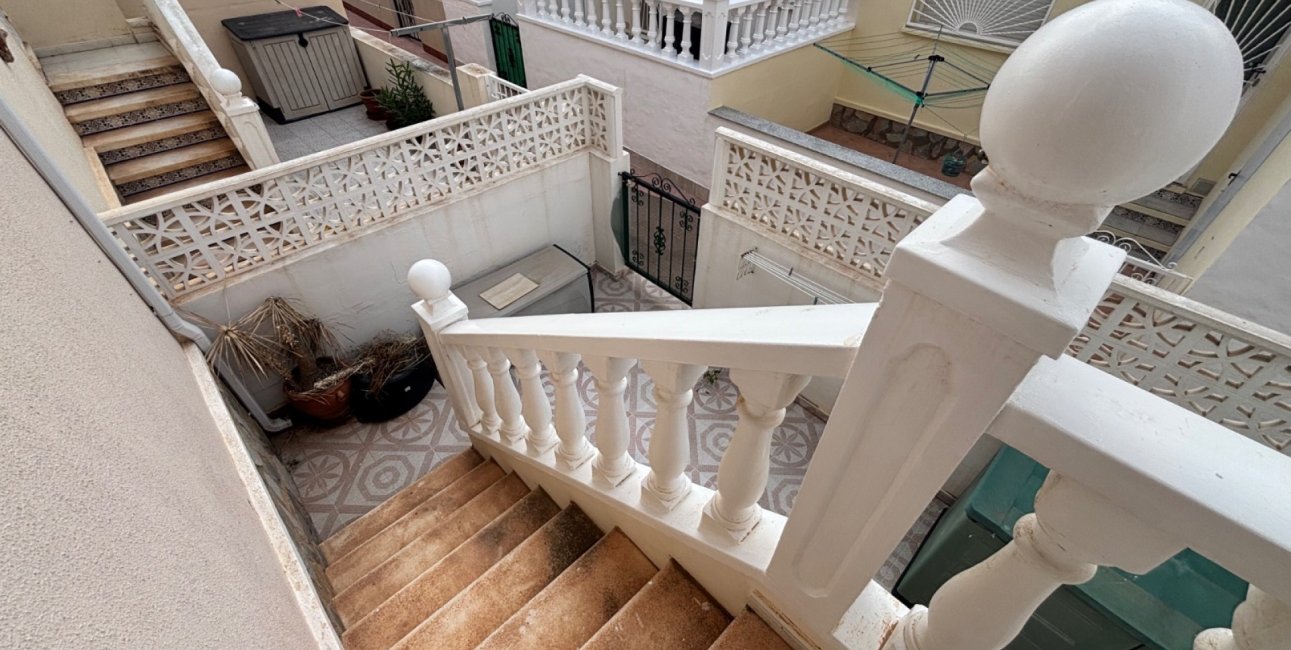 Resale - Townhouse -
Benijofar - Monte Azul