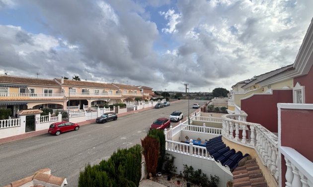 Resale - Townhouse -
Benijofar - Monte Azul