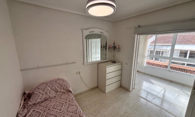 Resale - Townhouse -
Benijofar - Monte Azul