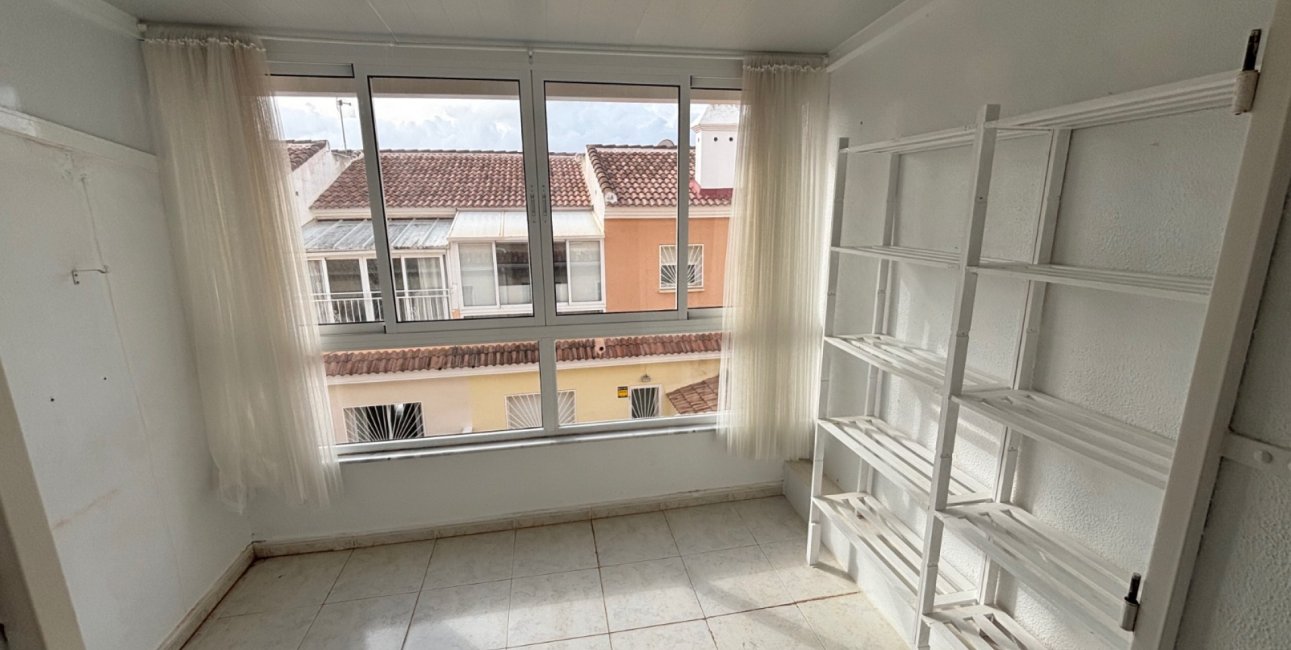 Resale - Townhouse -
Benijofar - Monte Azul