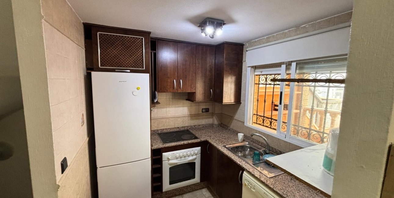Resale - Townhouse -
Guardamar del Segura - El Eden