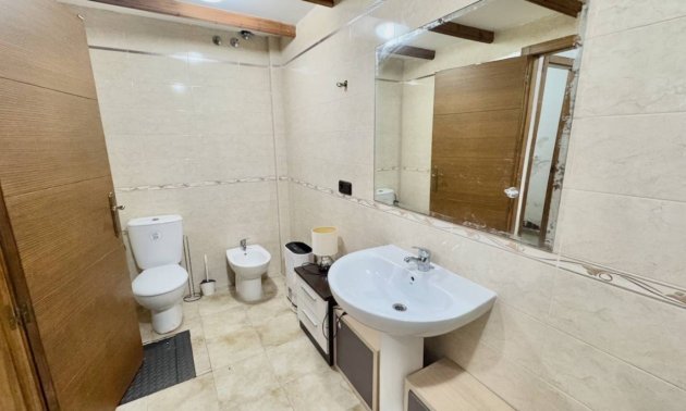 Resale - Townhouse -
Guardamar del Segura - El Eden