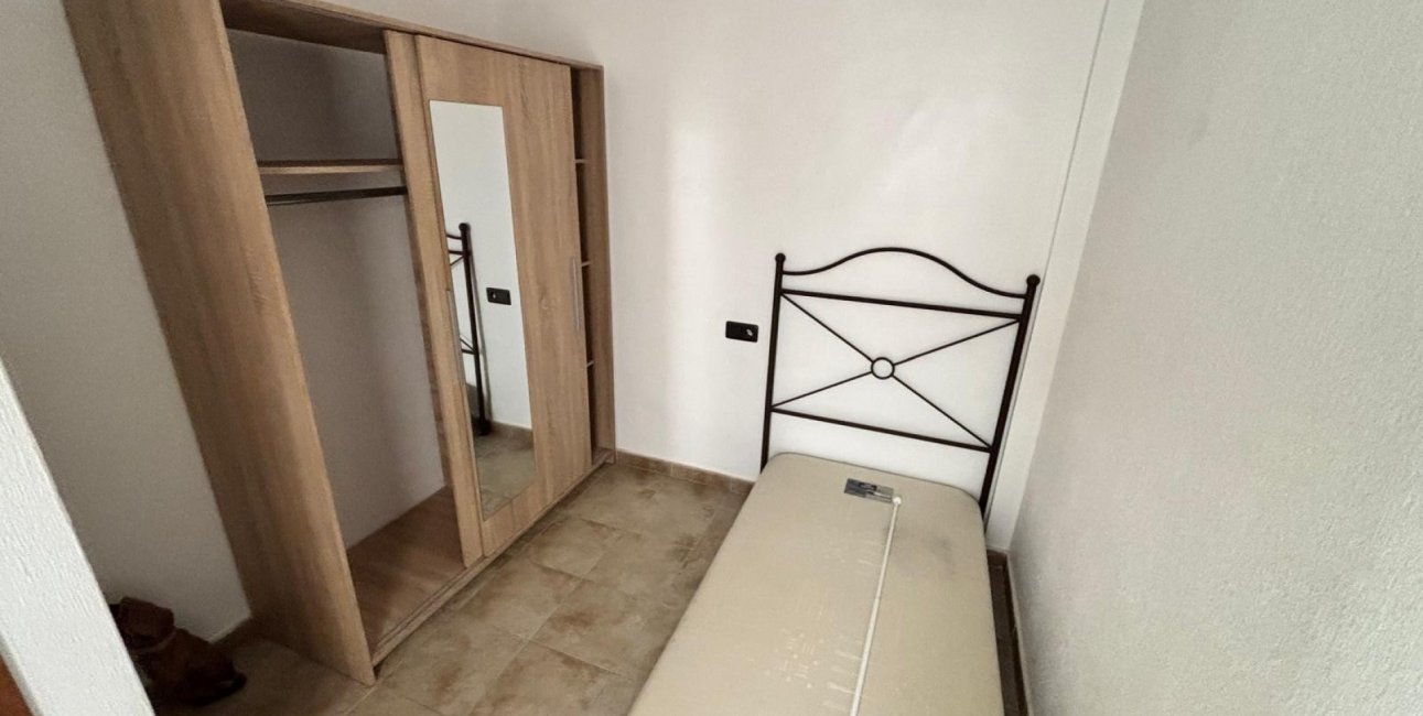 Resale - Townhouse -
Guardamar del Segura - El Eden