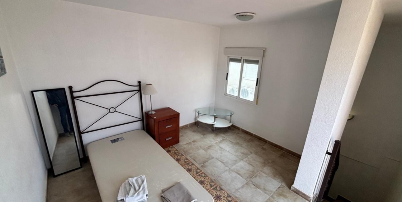 Resale - Townhouse -
Guardamar del Segura - El Eden