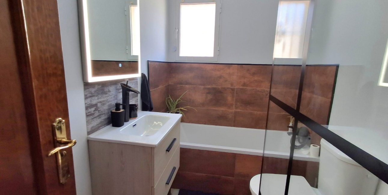 Resale - Villa -
Ciudad Quesada - Doña Pepa