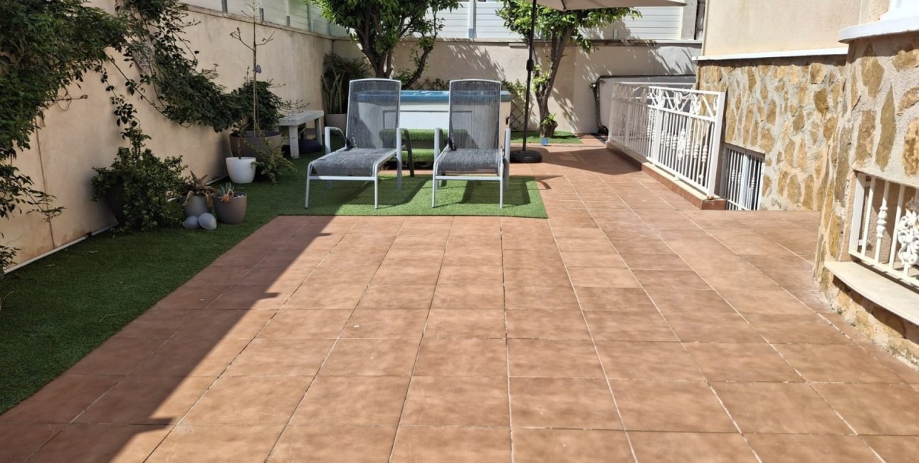 Resale - Villa -
Ciudad Quesada - Doña Pepa