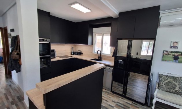 Resale - Villa -
Ciudad Quesada - Doña Pepa