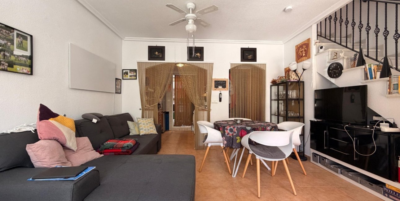 Resale - Townhouse -
Guardamar del Segura - El Raso