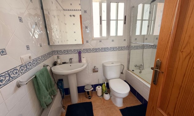 Resale - Townhouse -
Guardamar del Segura - El Raso