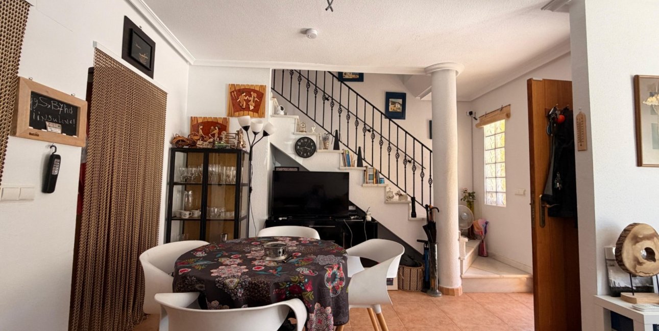 Resale - Townhouse -
Guardamar del Segura - El Raso