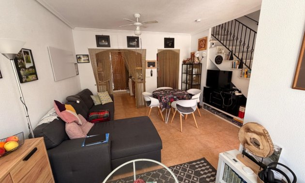 Resale - Townhouse -
Guardamar del Segura - El Raso