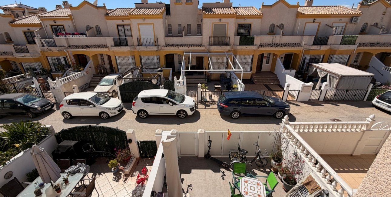 Resale - Townhouse -
Guardamar del Segura - El Raso