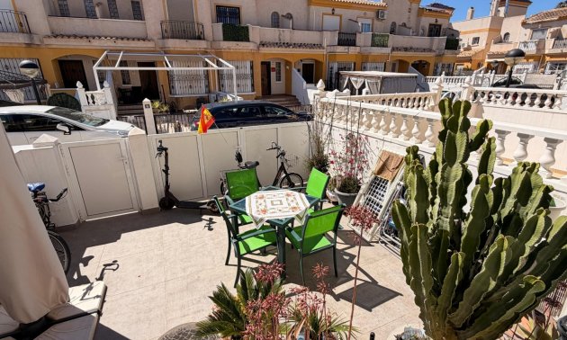 Resale - Townhouse -
Guardamar del Segura - El Raso