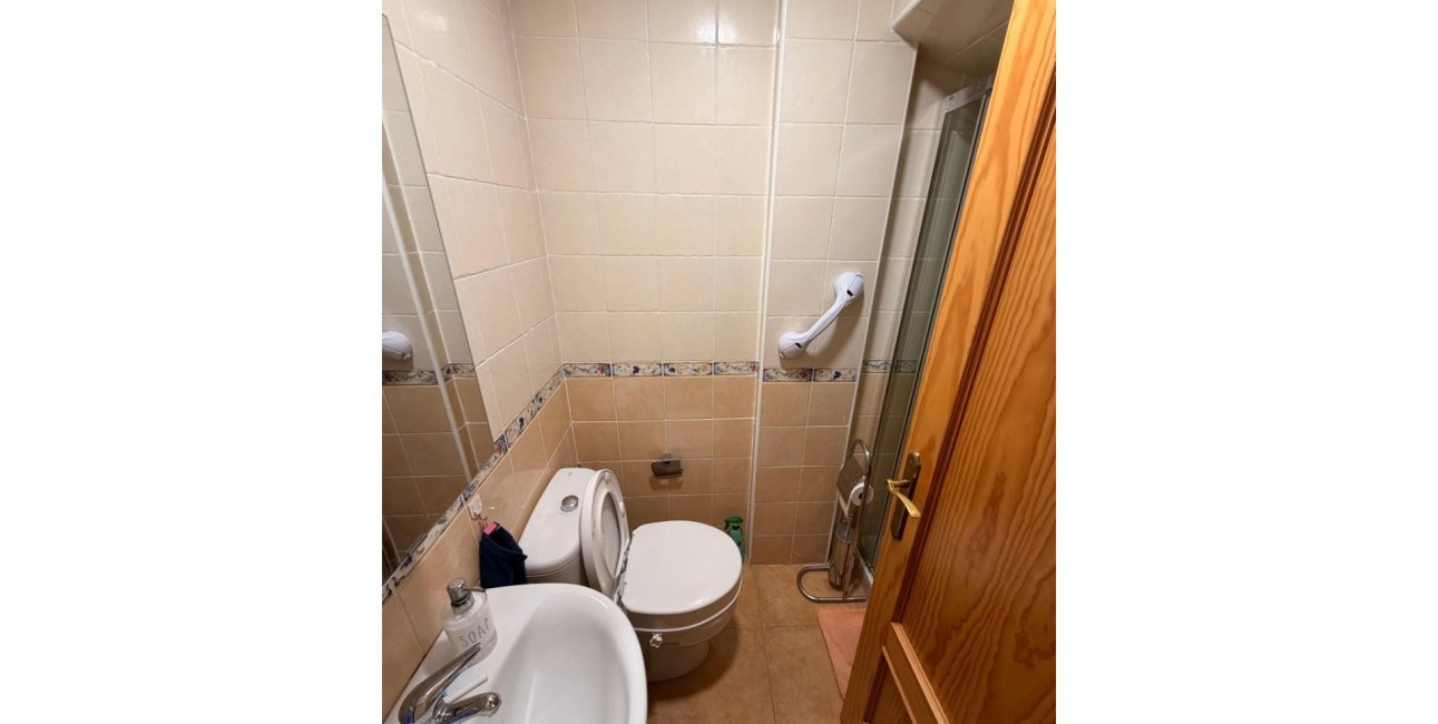 Resale - Townhouse -
Guardamar del Segura - El Raso