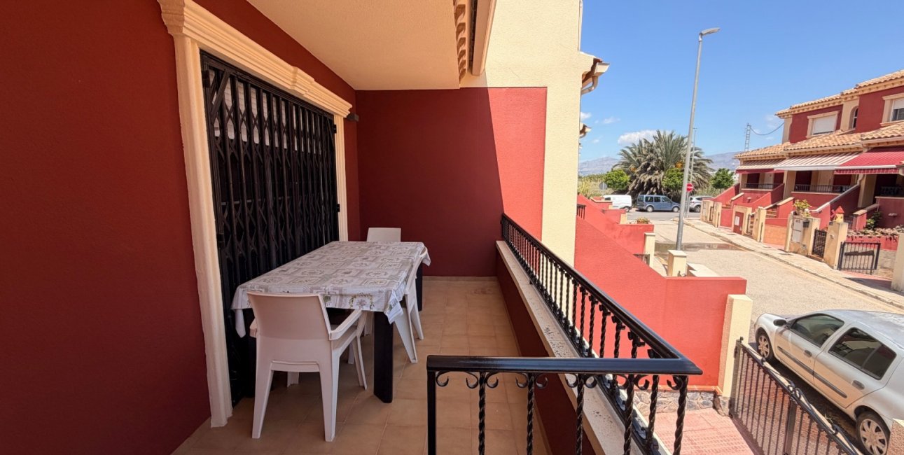 Resale - Townhouse -
Catral - Catral - Town