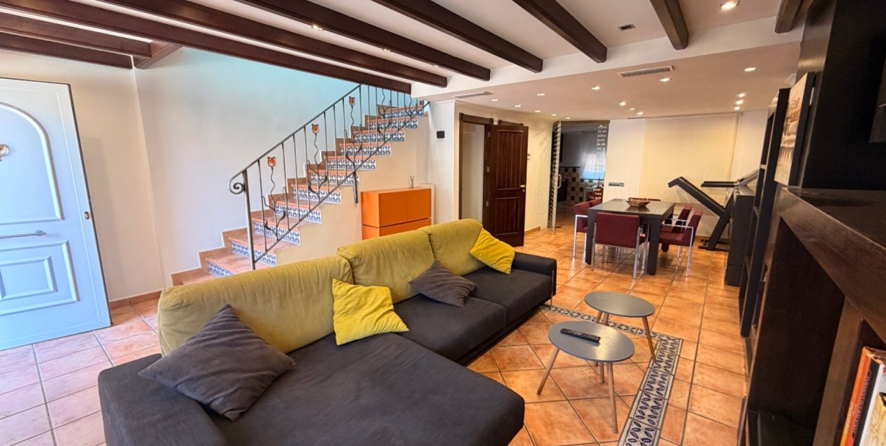 Resale - Townhouse -
Catral - Catral - Town