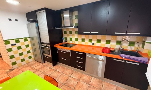 Resale - Townhouse -
Catral - Catral - Town