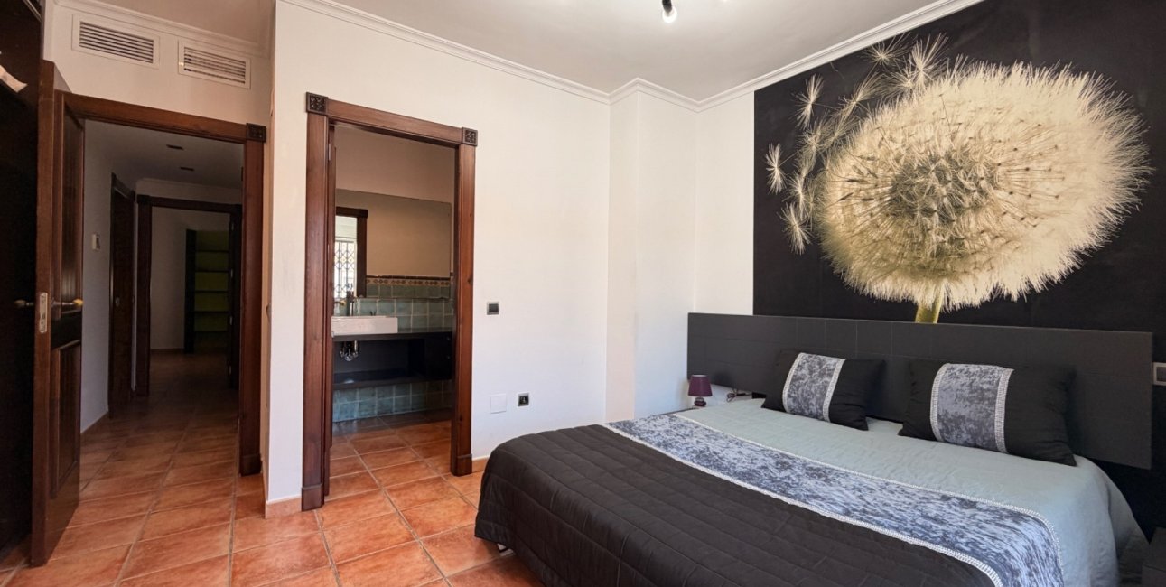 Resale - Townhouse -
Catral - Catral - Town