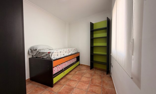 Resale - Townhouse -
Catral - Catral - Town