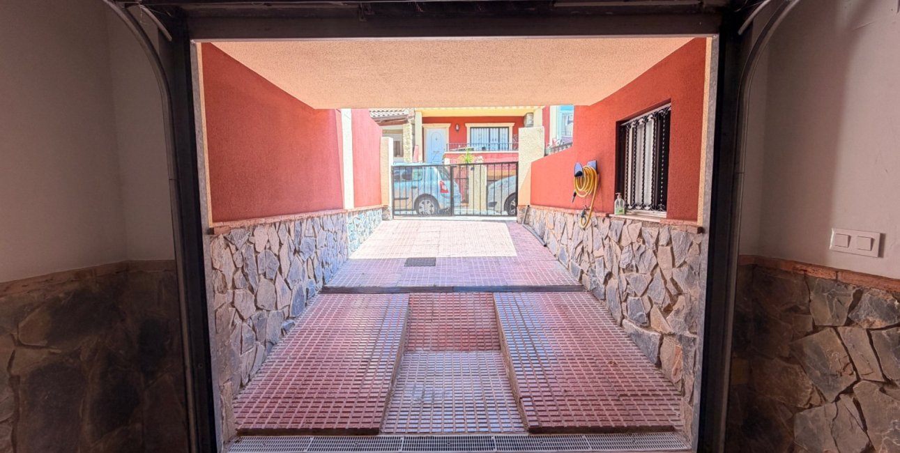 Resale - Townhouse -
Catral - Catral - Town