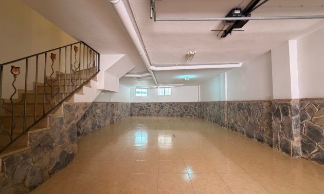 Resale - Townhouse -
Catral - Catral - Town