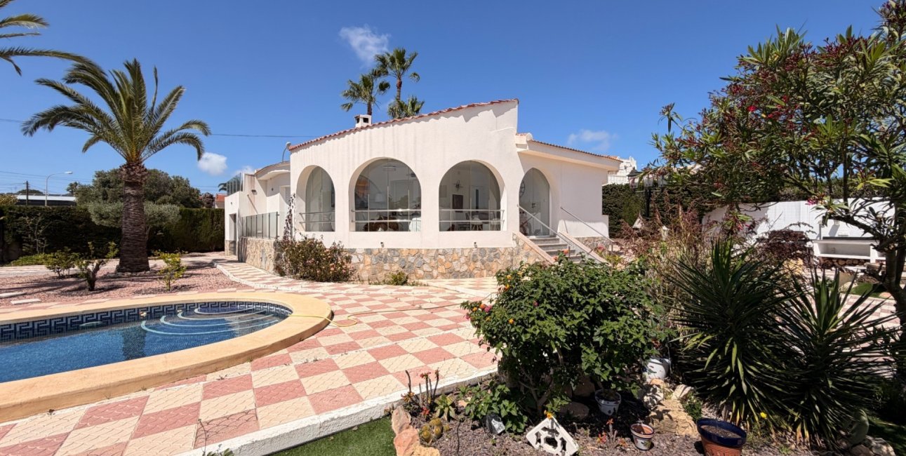 Resale - Villa -
Ciudad Quesada - Ciudad Quesada - Town