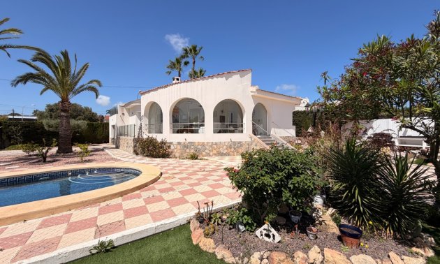 Resale - Villa -
Ciudad Quesada - Ciudad Quesada - Town