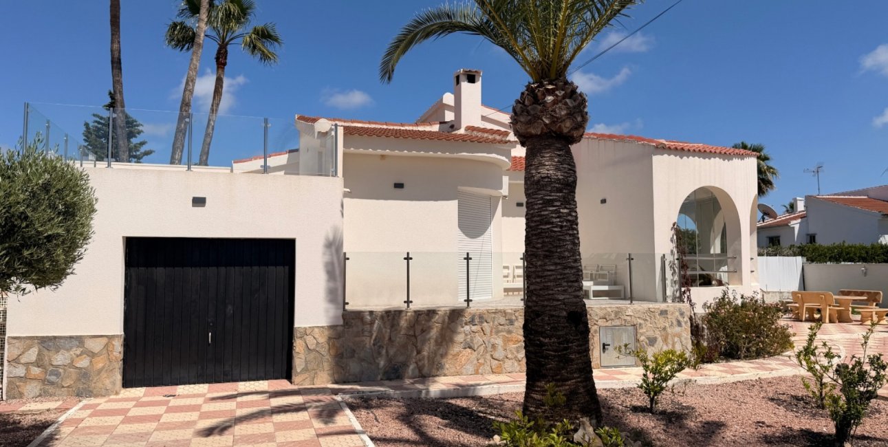 Resale - Villa -
Ciudad Quesada - Ciudad Quesada - Town
