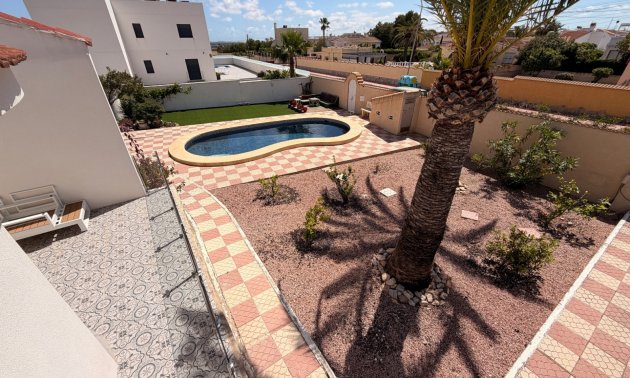 Resale - Villa -
Ciudad Quesada - Ciudad Quesada - Town