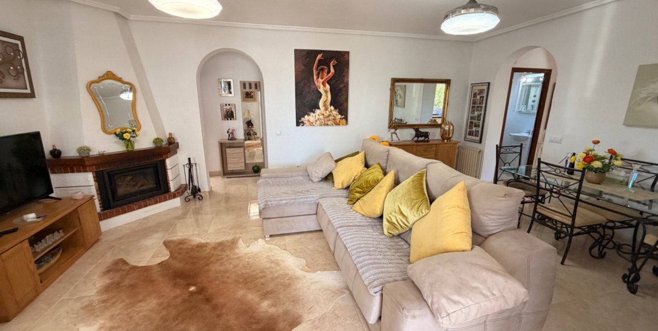 Resale - Villa -
Ciudad Quesada - Ciudad Quesada - Town