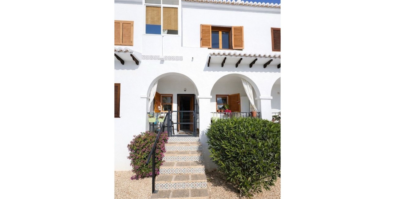 Resale - Townhouse -
Ciudad Quesada - Altos de Quesada