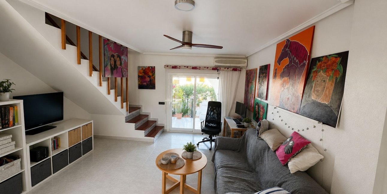 Resale - Townhouse -
Ciudad Quesada - Altos de Quesada