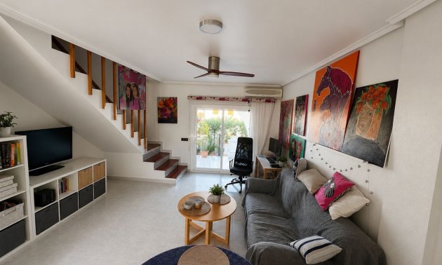 Resale - Townhouse -
Ciudad Quesada - Altos de Quesada