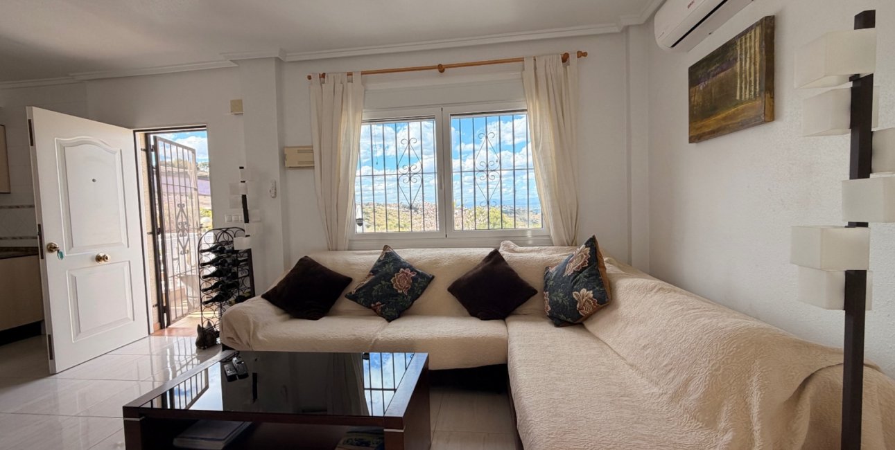 Resale - Townhouse -
Ciudad Quesada - La Marquesa