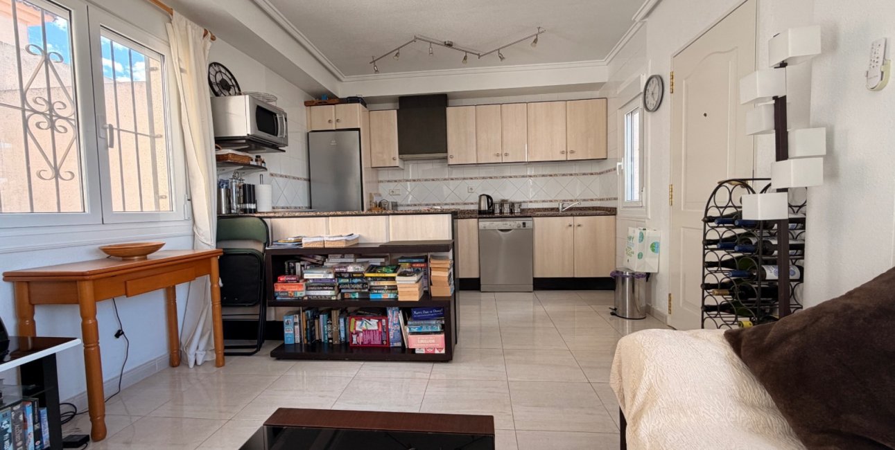 Resale - Townhouse -
Ciudad Quesada - La Marquesa