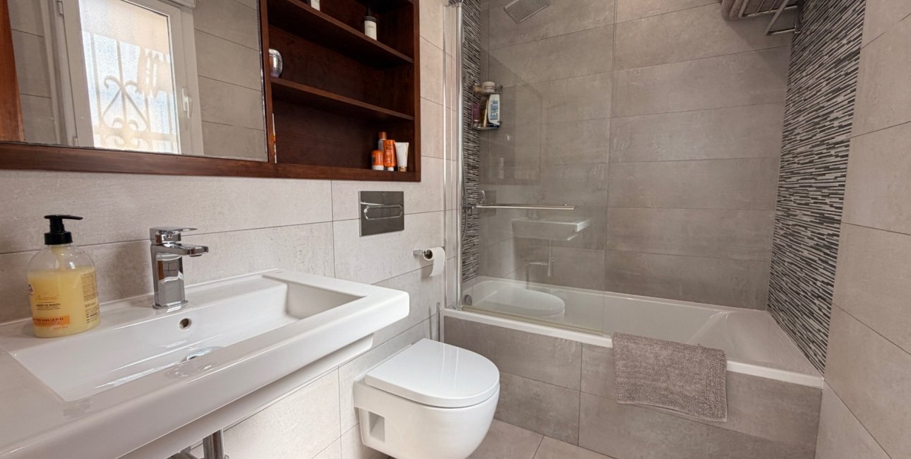 Resale - Townhouse -
Ciudad Quesada - La Marquesa