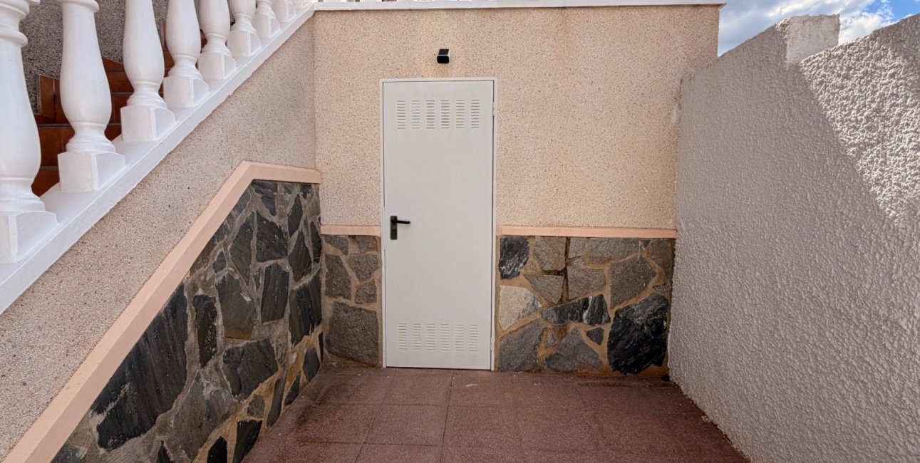 Resale - Townhouse -
Ciudad Quesada - La Marquesa